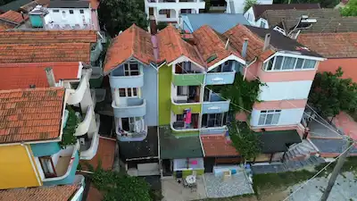 REMAX DESIGN KOCAELİ KUMCAĞIZDA SATILIK MÜSTAKİL BAHÇELİ YAZLIK