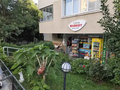RE/MAX AREA’DAN PODYUM PARK YAKININDA SATILIK DÜKKÂN