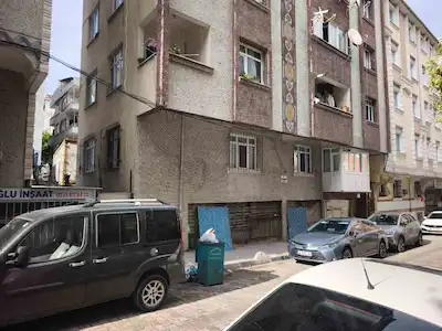 E-5 E YAKIN SATILIK 3+1 YÜKSEK GİRİŞ BOŞ DURUMDA