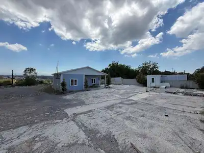 GEBZE KİRAZPINAR’DA 3.760 M² KİRALIK AÇIK DEPOLAMA VE İMALAT ALANI