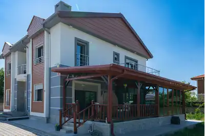 ERENKÖYDE ÖZEL TASARIM BAĞIMSIZ SATILIK 5+1 VILLA