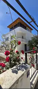 DİDİM MAVİŞEHİR'DE DENİZE 600M MESAFEDE HAVUZLU SİTE İÇERİSİNDE 3+1 SATILIK VİLLA