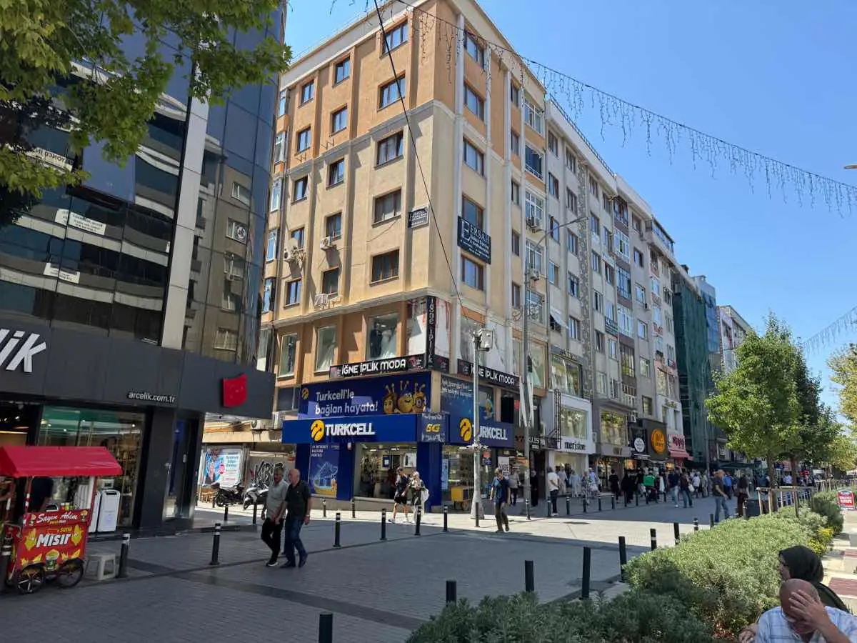 *REMAX*ATILLA KOSTAK*ÜMRANIYE ÇARŞI'DA KÖŞE KONUMLU BÜRO&OFIS