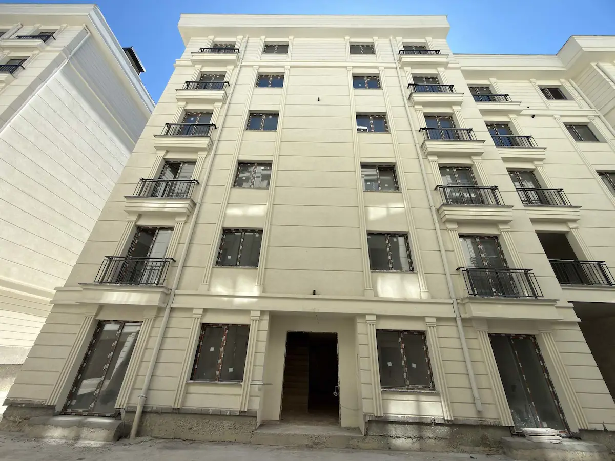 BÜYÜKÇEKMECE ATATÜRK MH YENİ SİTEDE SATILIK 2+1 DAİRE-REMAX KAYA 2