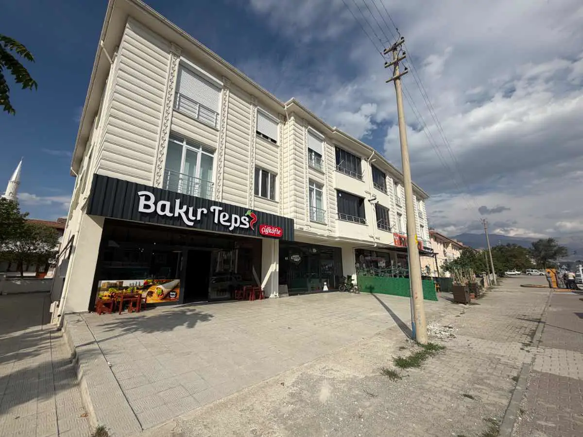 REMAX DEM'DEN BAŞBAĞLAR MAH FIRSAT 3+1 DAİRE