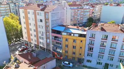 RE/MAX İNCİ'DEN  KARESİ ÇAY MAH’DE 5 KATLI KOMPLE SATILIK BİNA 