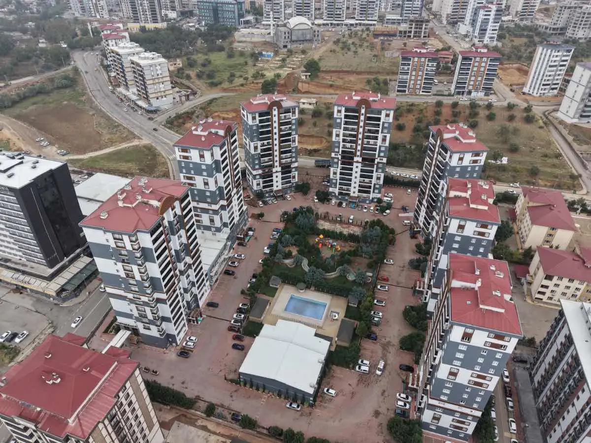 YAMAÇTEPE ZEKERİYA KÖY 3 SİTESİ'NDE SATILIK 4+1 LÜKS DAİRE