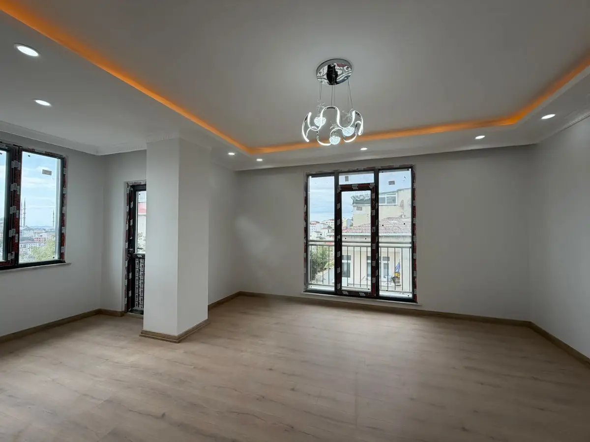 ARNAVUTKÖY MUSTAFA KEMAL PAŞA 2+1 SATILIK DAİRE 