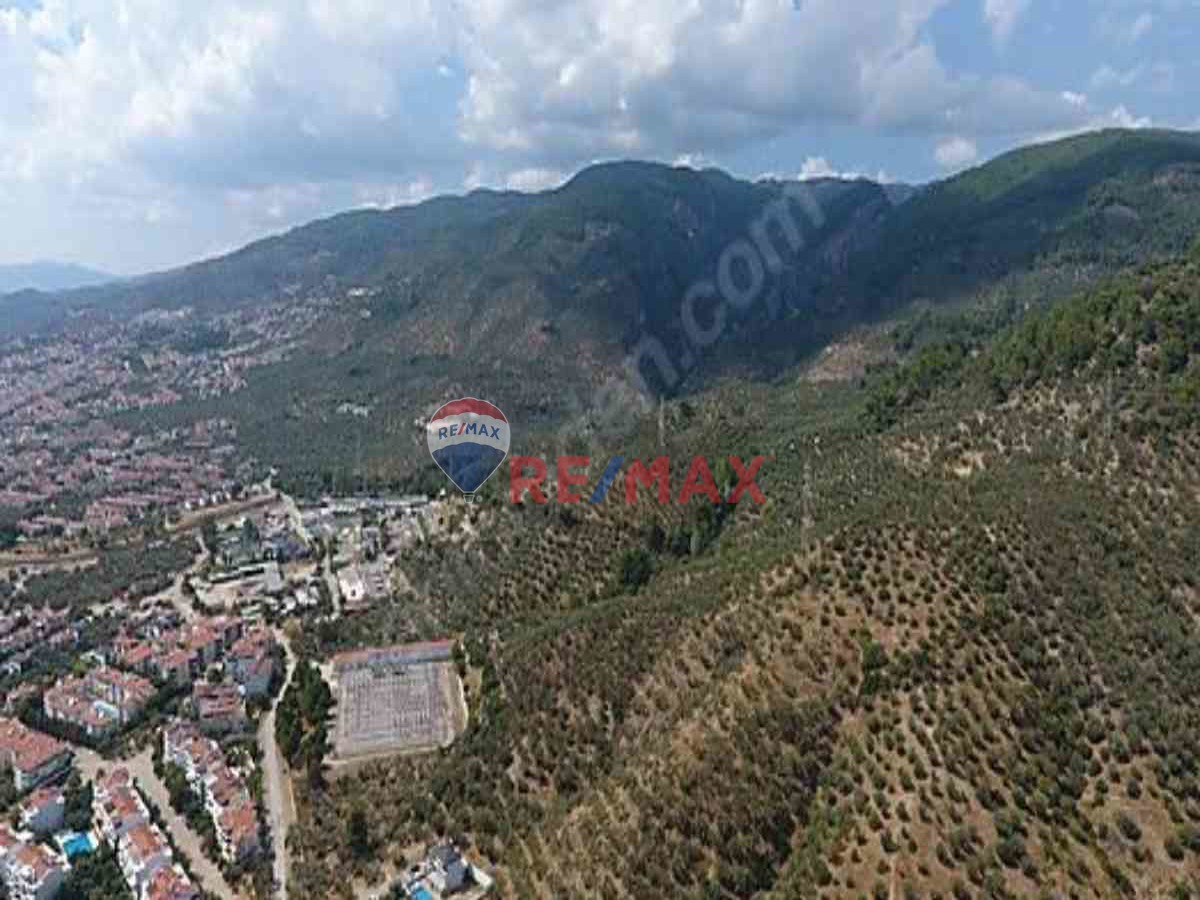 ALTINOLUK KAZDAĞLARI MANZARALI PLAJA 200M SATILIK TRİPLEX VİLLA