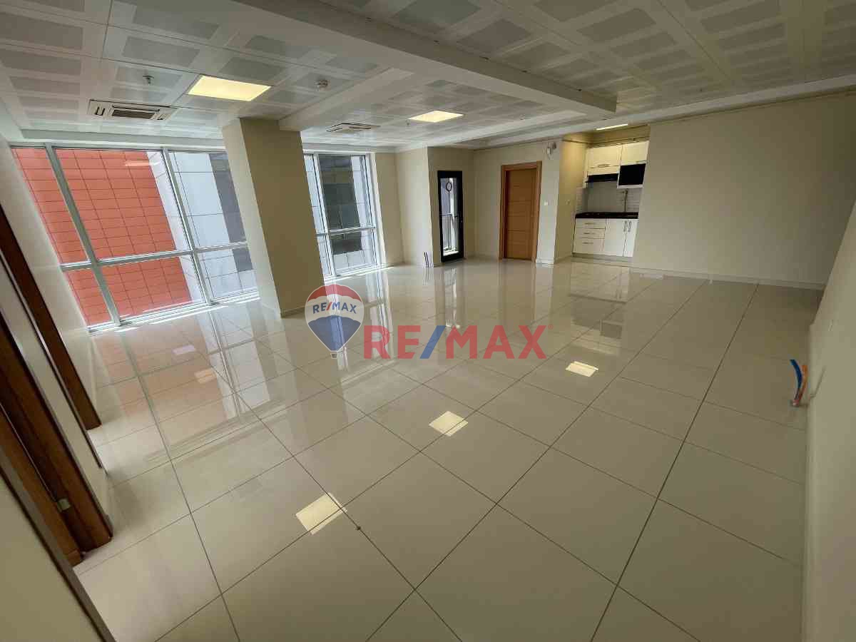 FATİH DEVLET HASTANESİ KARŞISI KİRALIK 110 M2 A SINIFI OFİS