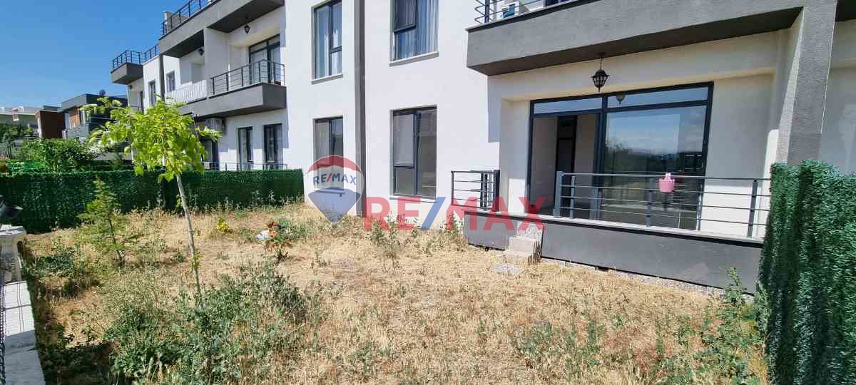 BAĞLICA'DA KENDİNE AİT BAHÇESİ OLAN 2+1 DAİRE!