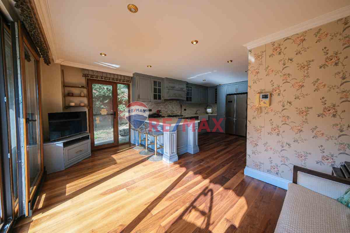 SARIYER MADEN BOĞAZKENT’TE KAÇIRILMAYACAK FİYAT: ORMAN MANZARALI SATILIK VİLLA