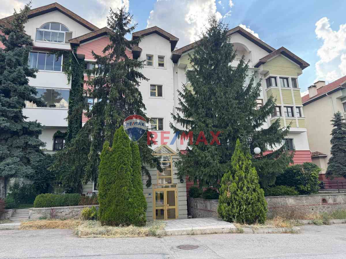 ANGORA EVLERİ´NDE 4+2 ÇATI DUBLEKS KİRALIK