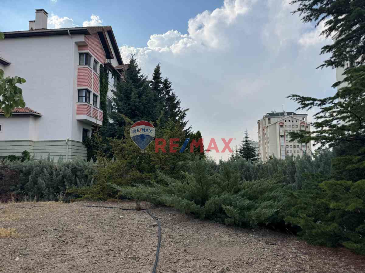 ANGORA EVLERİ´NDE 4+2 ÇATI DUBLEKS KİRALIK