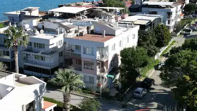 LİMANREİSTE SAHİLE 50M MESAFEDE 2+1 SATILIK DAİRE