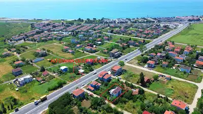 TEKİRDAĞ ÇORLU YENICE'DE DENIZ MANZARALI 400 M² KIRALIK TRIPLEX