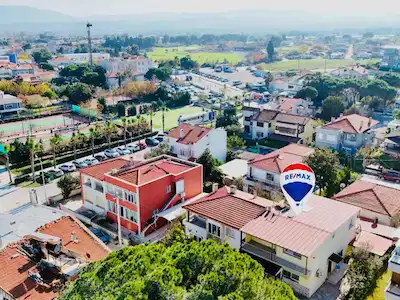 URLA İSKELE'DE SATILIK 4+2 MÜSTAKIL EV - YATIRIM FIRSATI