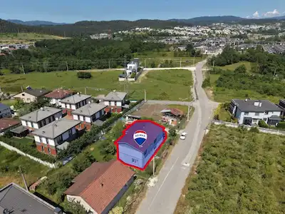 RE/MAX DİA KAZUKOĞLU MAHALLESİ'NDE BAHÇELİ 3+1 MÜSTAKİL DAİRE!