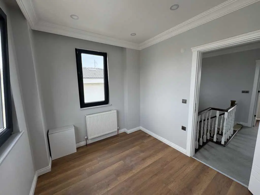 Property image 32