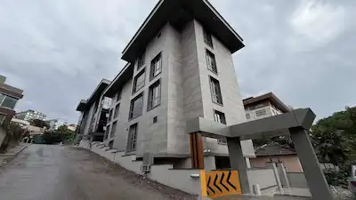 BURHANİYENİN MERKEZİNDE, YATIRIM DEĞERİ YÜKSEK SATILIK 2+1