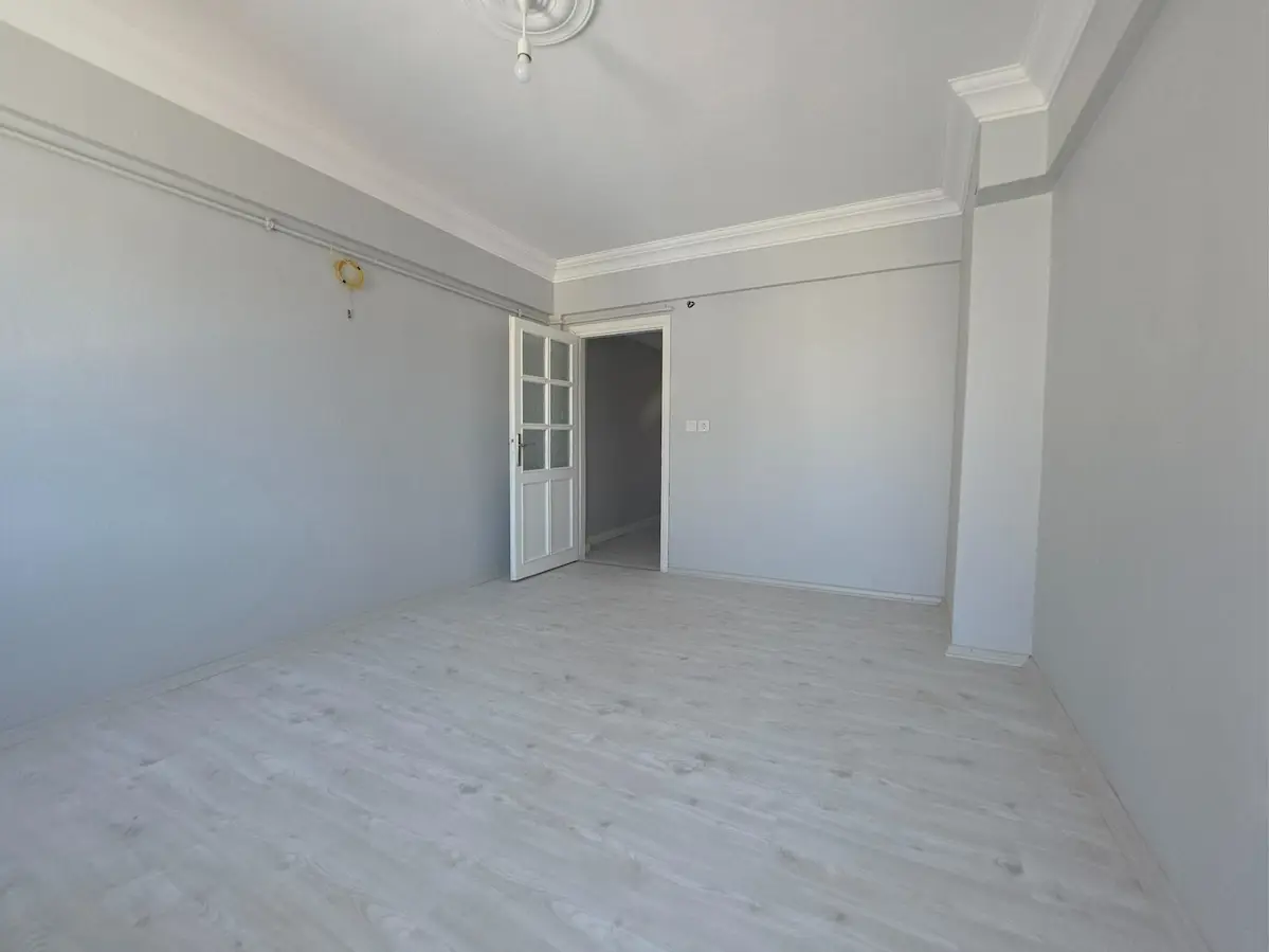 ÜSKÜDAR-İCADİYE HER KATI BAĞIMSIZ 4+2 105M² SATILIK DUBLEX DAİRE 3