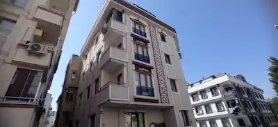 ÇEKMEKÖY MEHMETAKİF MAHALLESİ 1+1 ARAKAT BALKONLU SATILIK DAİRE