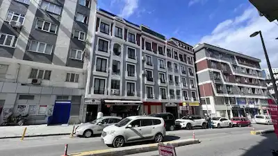 ŞİŞLİ MECİDİYEKÖY ŞEHİT ER CİHAN NAMLI CADDESİNDE KİRALIK 2+1