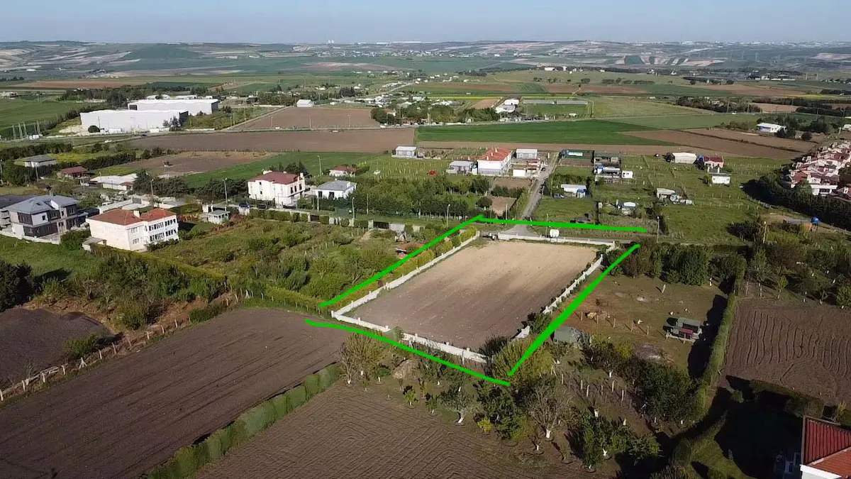 ÇATALCA İZZETTİN’DE 2.542 M² VİLLA YAPIMINA UYGUN SATILIK ARAZİ