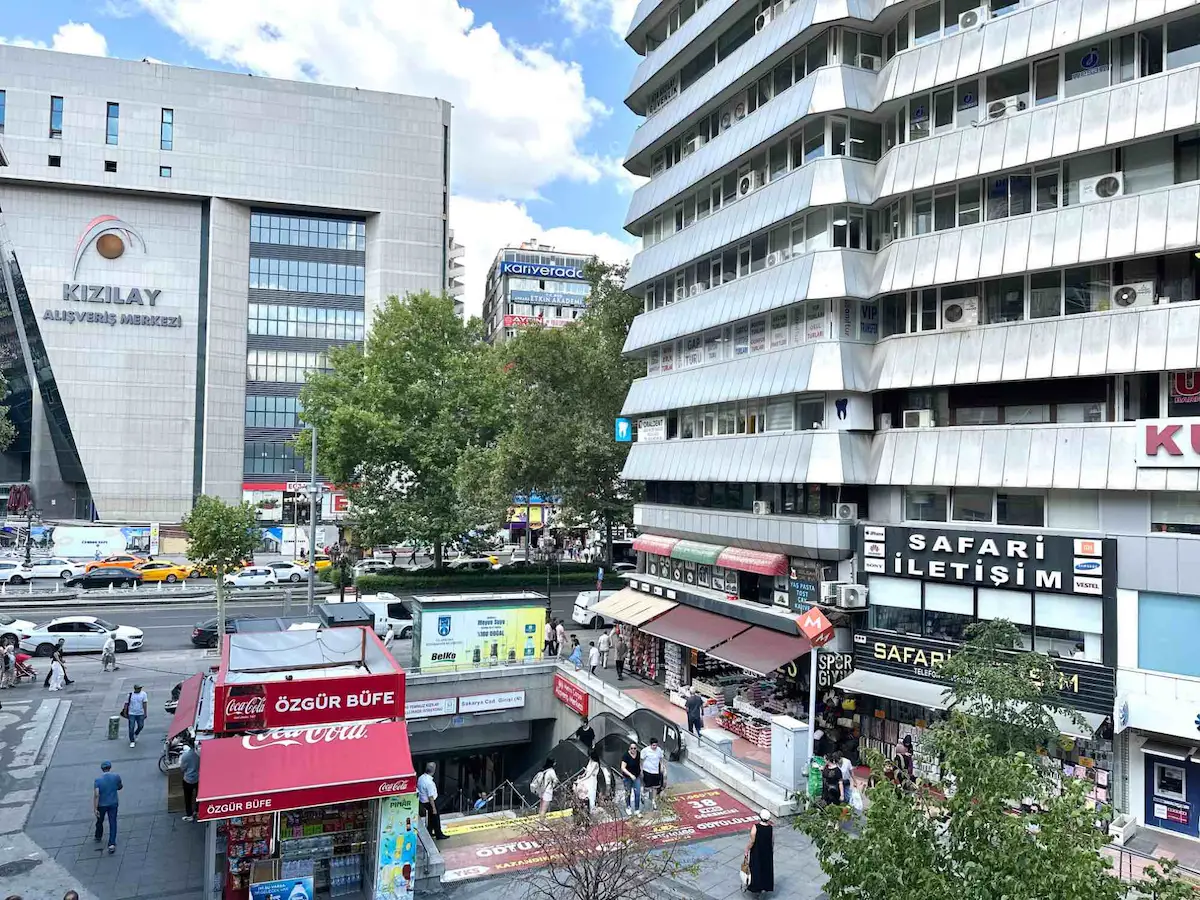 KIZILAY SAKARYA CADDESİ’NDE YATIRIM DEĞERİ YÜKSEK İŞYERİ