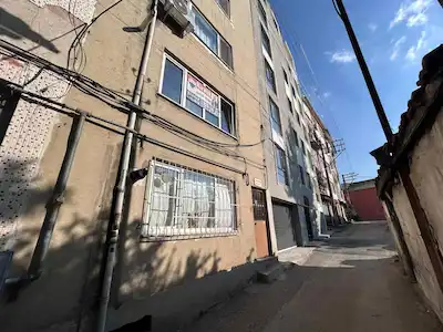 DEMIRTAŞPAŞA DA METRO DURAĞINA 100 M KIRALIK 2+1 ARAKAT DAIRE