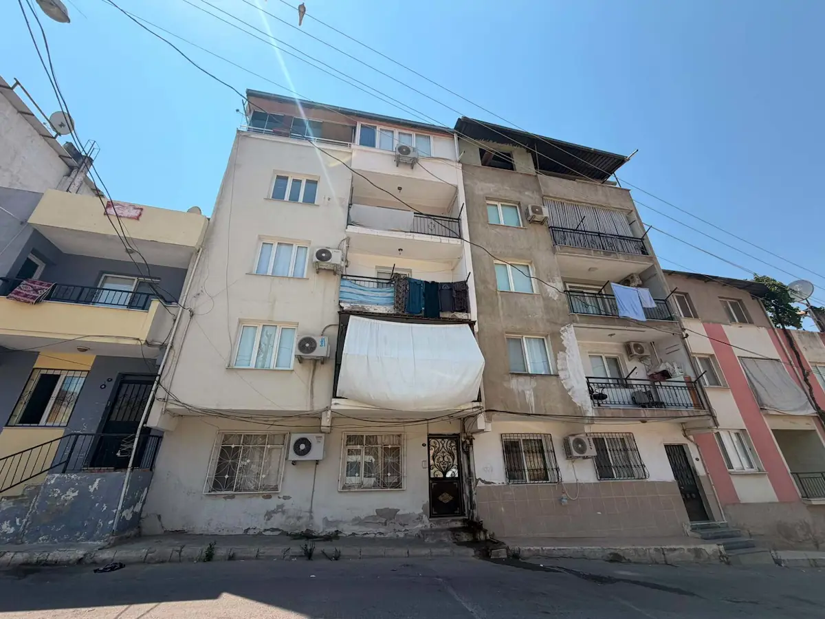 KAÇIRILMAYACAK FIRSAT !!! SATILIK 5 DAİRELİ KOMPLE BİNA