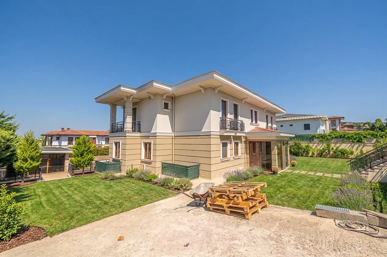 Property image 16