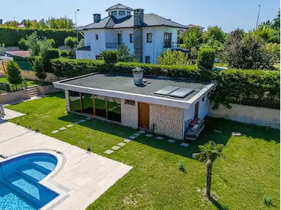BÜYÜKÇEKMECE’DE 800 M² BRÜT, 8+2, 3 KATLI GENİŞ VİLLA | KREDİYE UYGUN