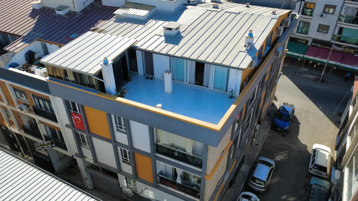 KARŞIYAKA YENI GIRNE ÖRNEKKÖY’DE 3+1 KIŞ BALKONLU TERAS DUBLEKS 154 M² DAİRE