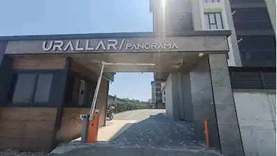 REMAXLAND'DEN URALLAR PANORAMADA EŞYALI KIRALIK 1+1 DAIRE