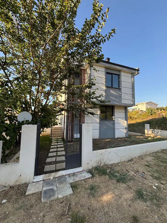 ÇINARCIK ÇALICA KÖYÜN DE FULL KAPANMAZ DENİZ MANZARALI 8+3 LÜKS MÜSTAKİL VİLLA