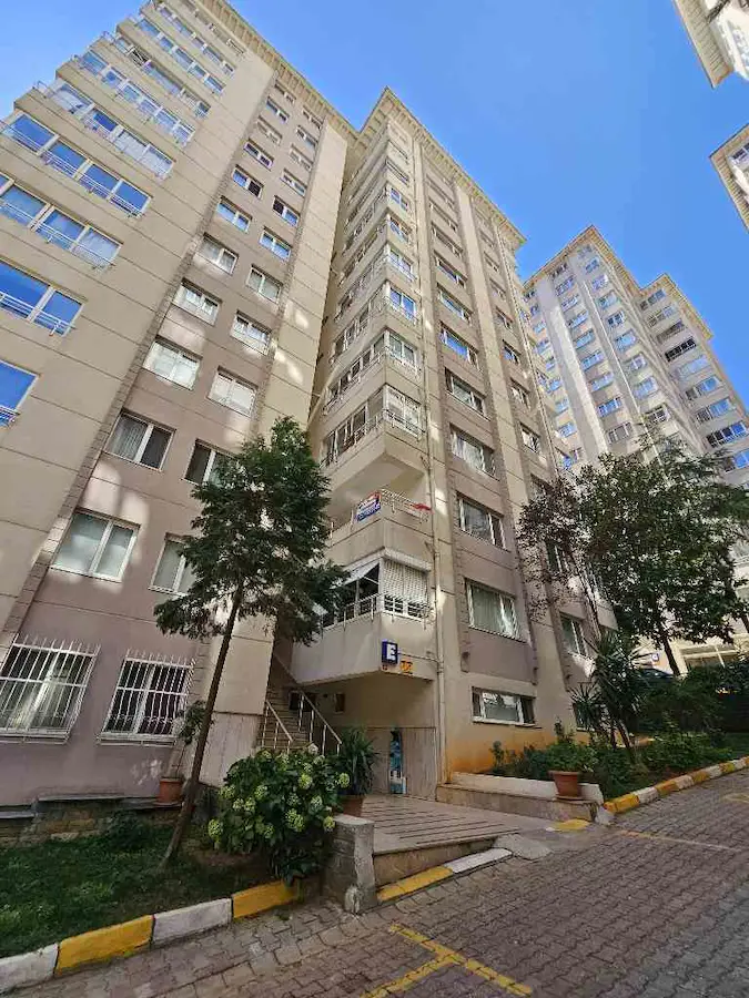 KOŞUYOLU ÖZLEM SİTESİNDE 3+1 KİRALIK DAİRE