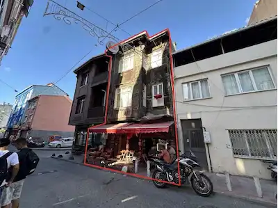 KASIMPAŞA KÜÇÜKPIYALE'DE 1+1 KIRALIK DAIRE