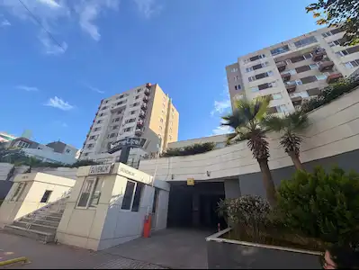 ESENYURT BARIŞ LİFE SİTESİNDE ARA KAT SATILIK 1+1 DAİRE