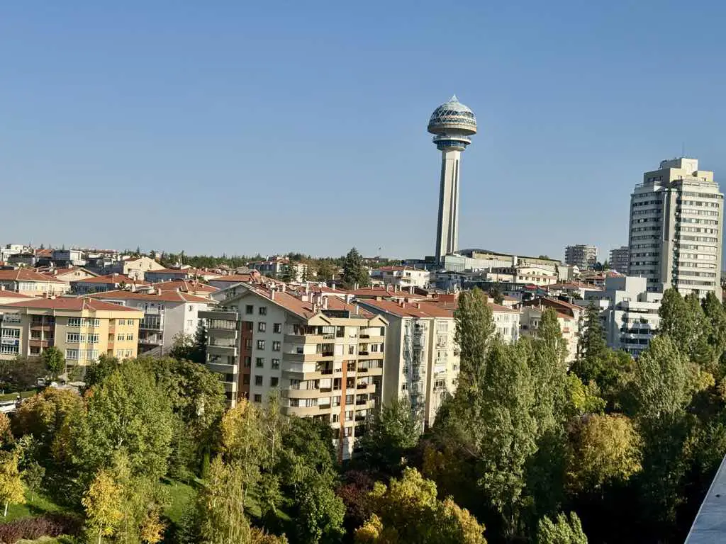 ÇANKAYA PORTAKAL ÇİÇEĞİ VADİSİ’NDE ATAKULE MANZARALI PRESTİJLİ 3,5+1 DAİRE