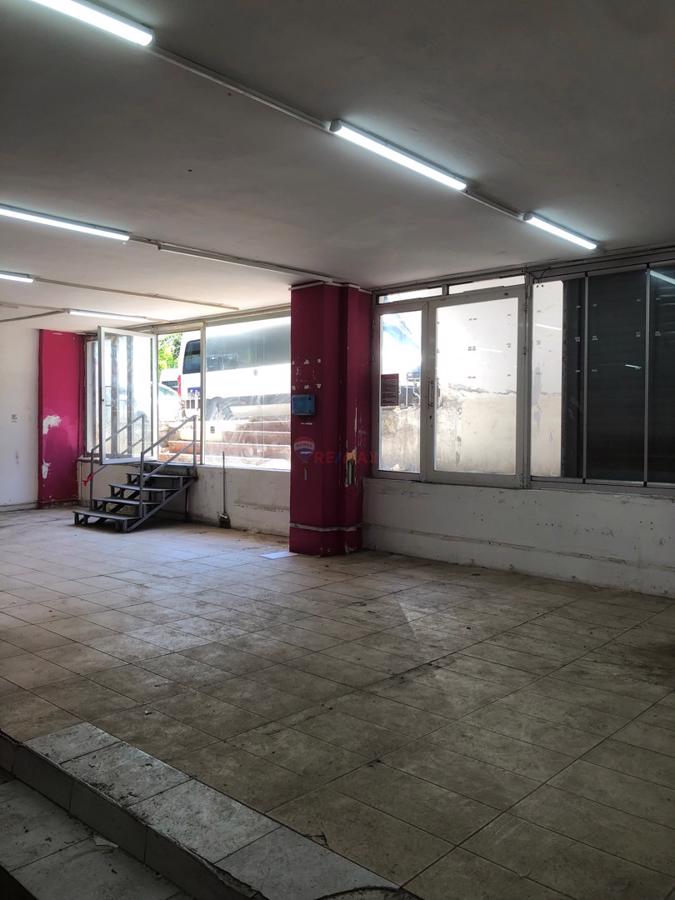 BEŞYOL E5 e 20m mesafede 1200m TIR YANAŞIR DEPO İŞYERİ