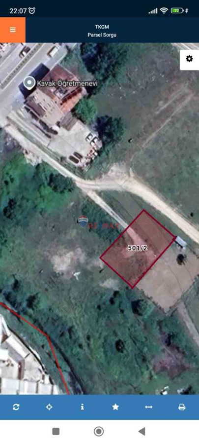 KAVAK SOĞUKSU MAHALLESINDE SATILIK ARSA