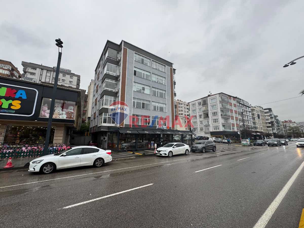 TOKLU SAHIL YOLU ÜZERI BAKIMLI MANZARALI 3+1 DAIRE