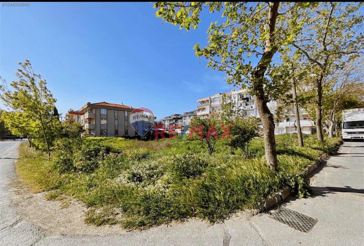 KUMBURGAZ KAMİLOBADA E/5 E 100 METRE MESAFEDE KÖŞE PARSELLER