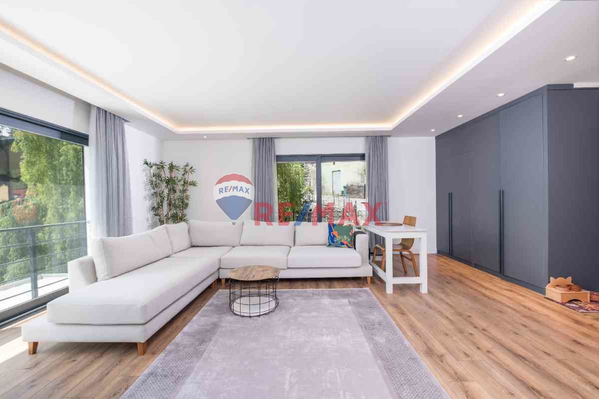 BEYKOZ ÖĞÜMCE & DOĞA EVLERI SITESINDE 175 M2 NET, 3+2 VILLA 