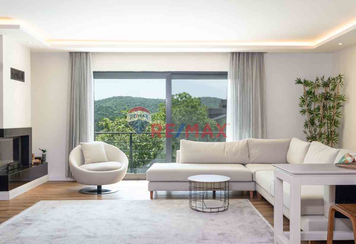 BEYKOZ ÖĞÜMCE & DOĞA EVLERI SITESINDE 175 M2 NET, 3+2 VILLA 