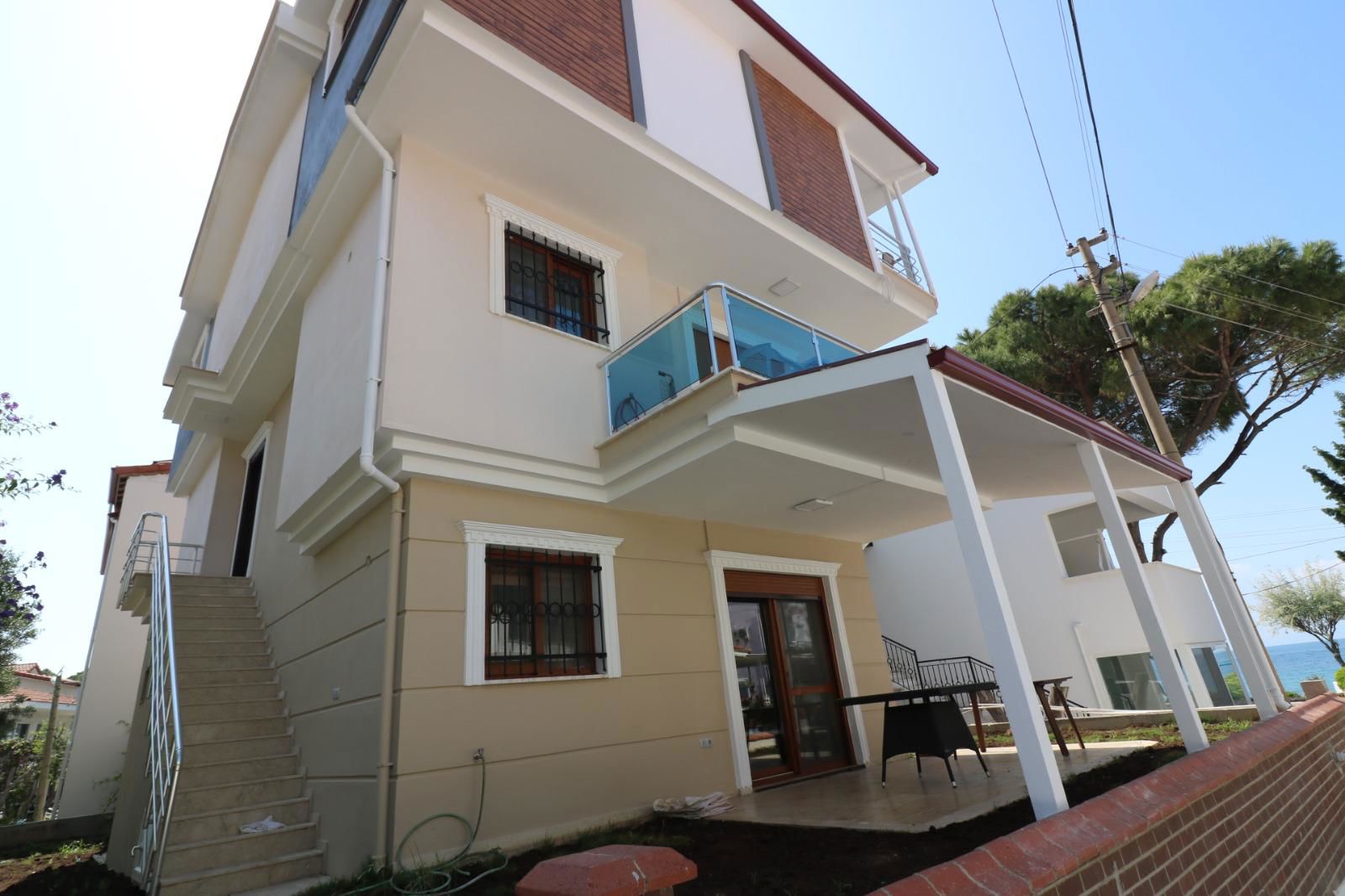 DENİZLİ ÖĞRETMENLER SİTESİ'NDE KİRALIK DENİZ MANZARALI EŞYALI 2+1 DAİRE