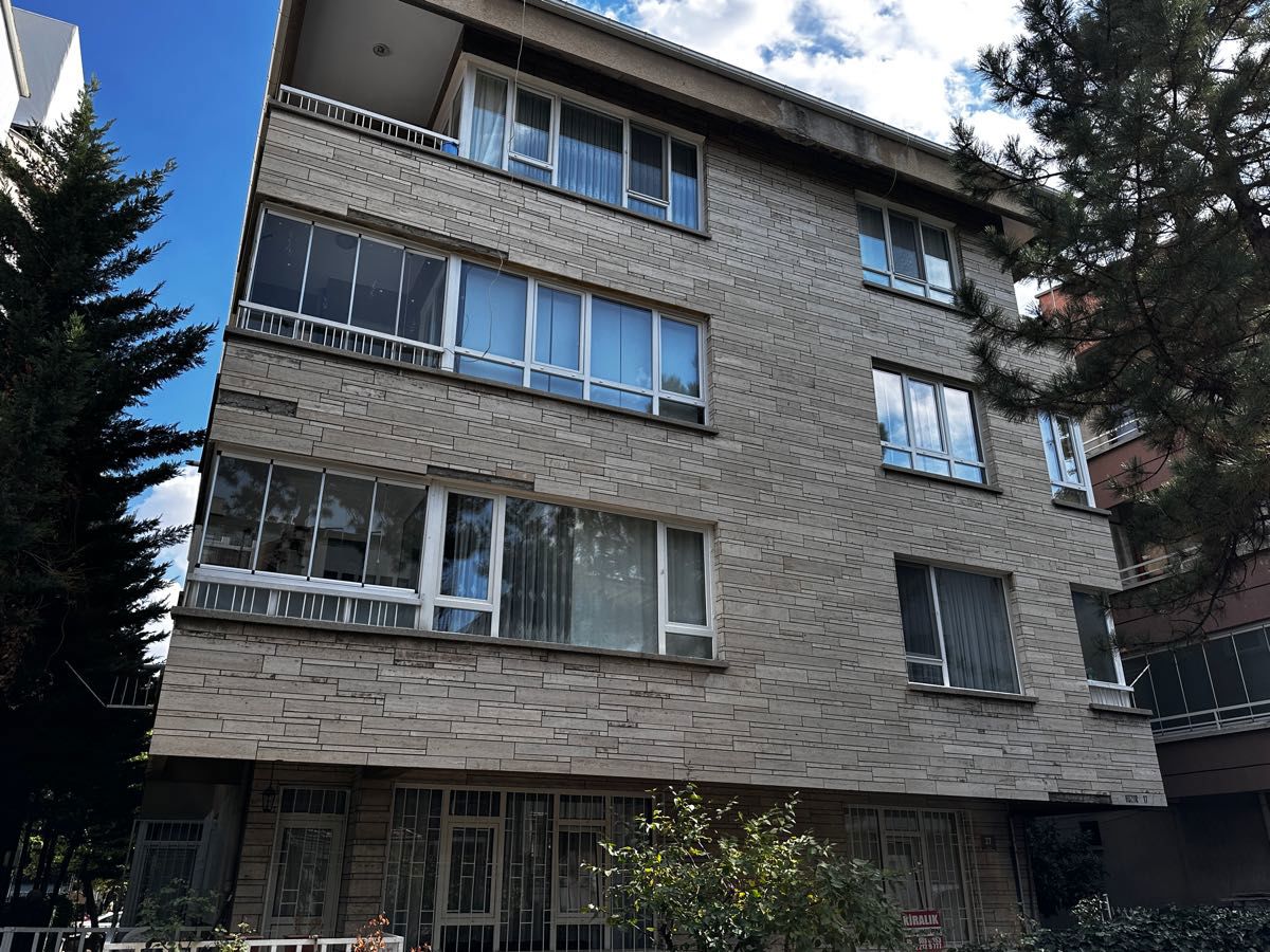 BAHÇELİEVLER MAHALLESİ SATILIK 3+1 DAİRE