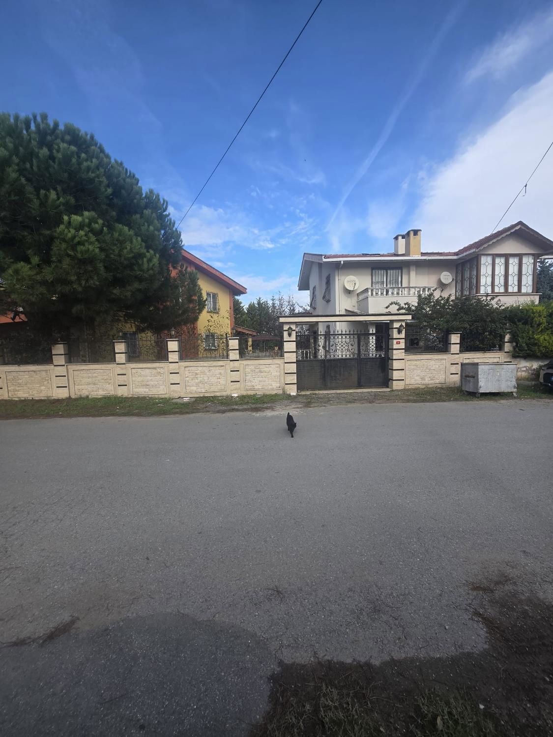 ŞİLE KUMBABA MAHALLESİNDE 3 + 1  SATILIK VİLLA 