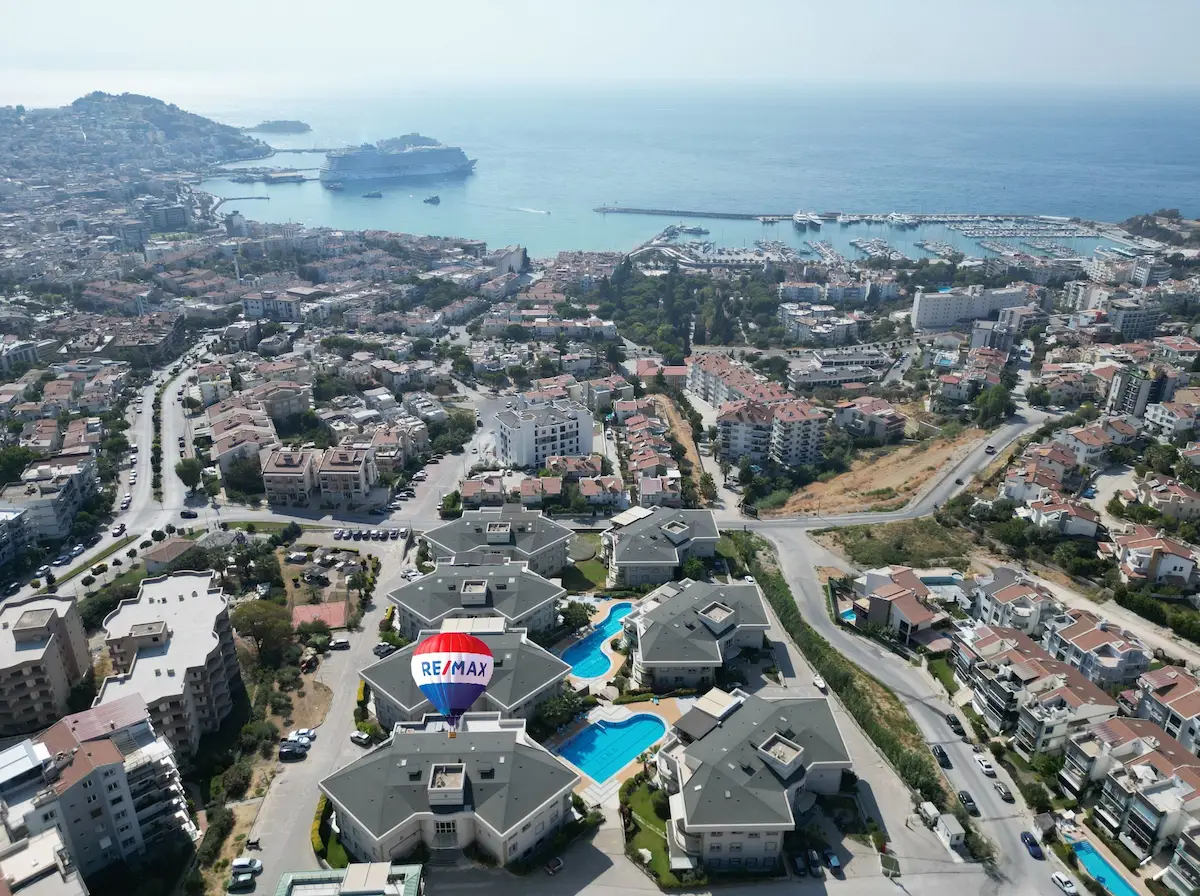 LENA PARK SİTESİ 3+1 ARAKAT BRUT 170 M2 DENİZ MANZARALİ DAİRE